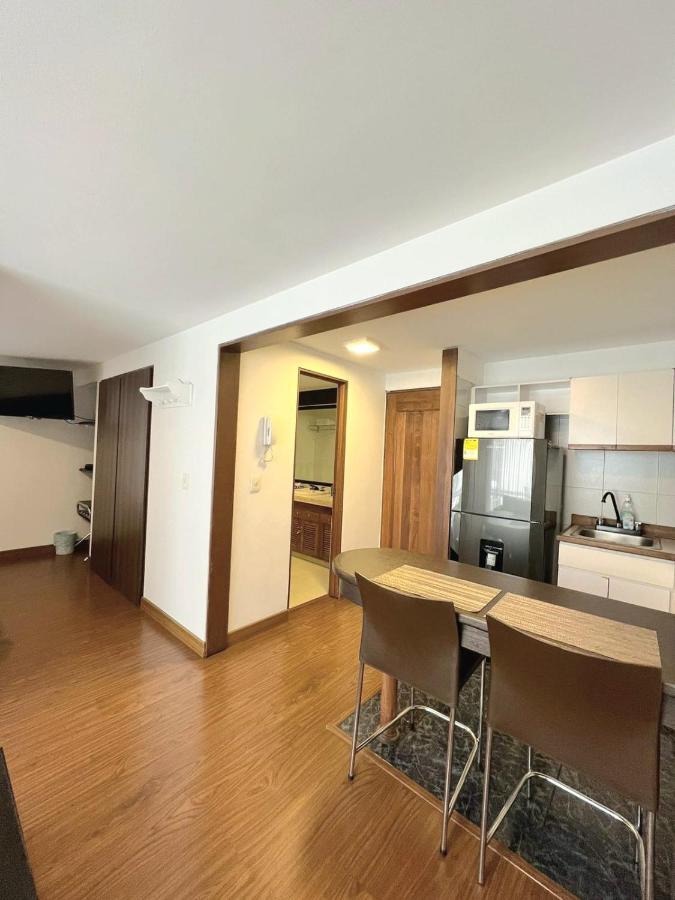 Acogedor Apartasuite Cerca Al Parque De La 93 Bogota Buitenkant foto