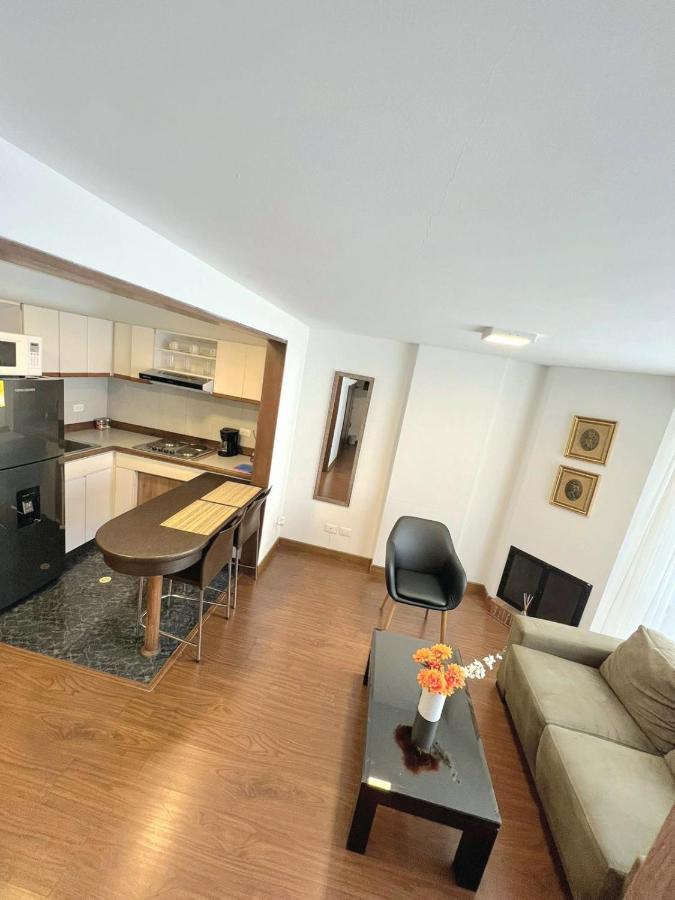Acogedor Apartasuite Cerca Al Parque De La 93 Bogota Buitenkant foto