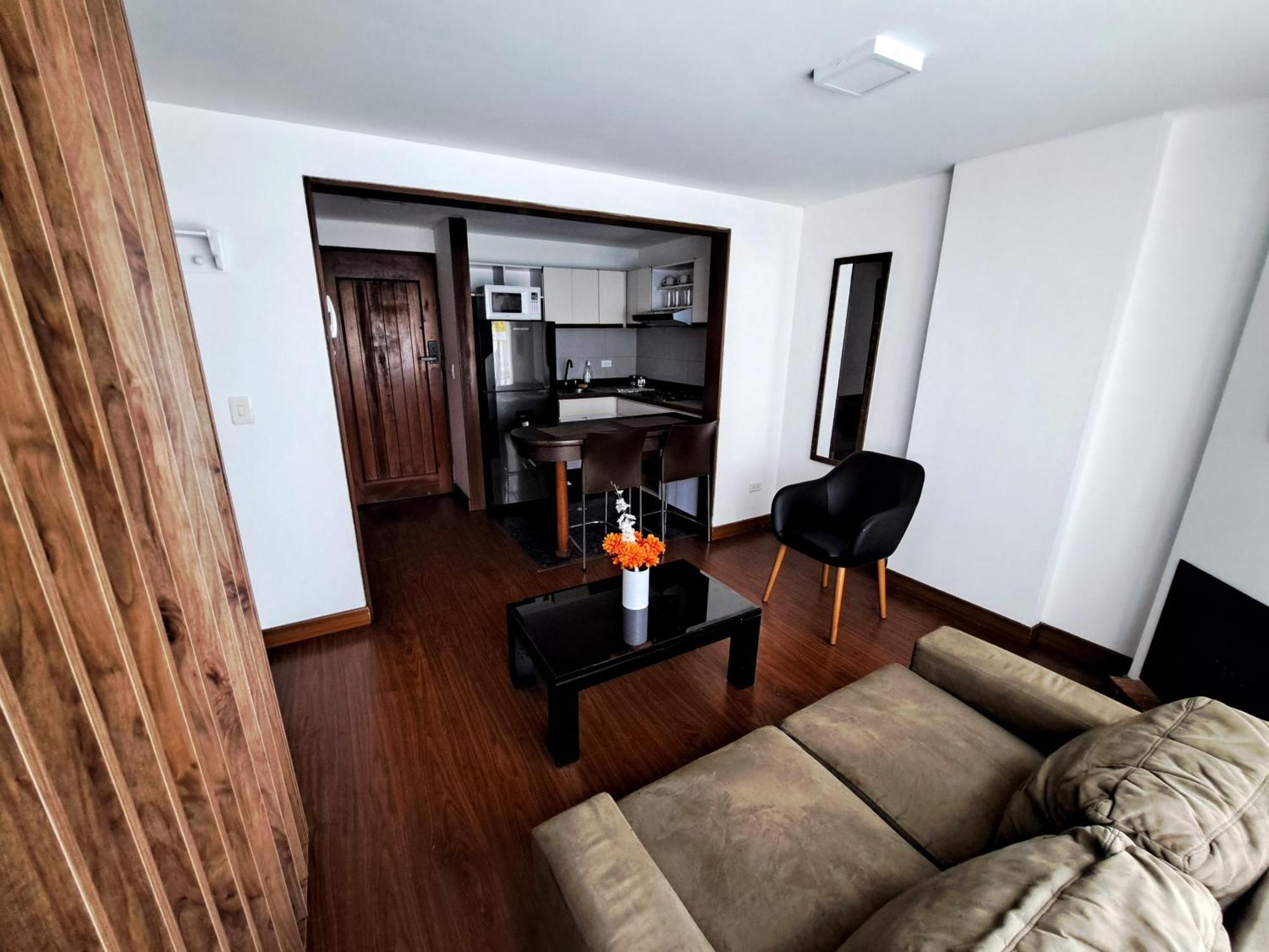 Acogedor Apartasuite Cerca Al Parque De La 93 Bogota Buitenkant foto